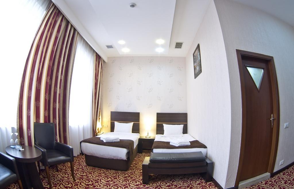 Ambassador Hotel Baku Quarto foto