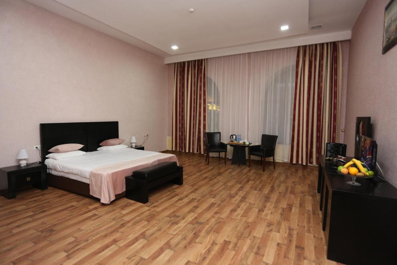 Ambassador Hotel Baku Exterior foto
